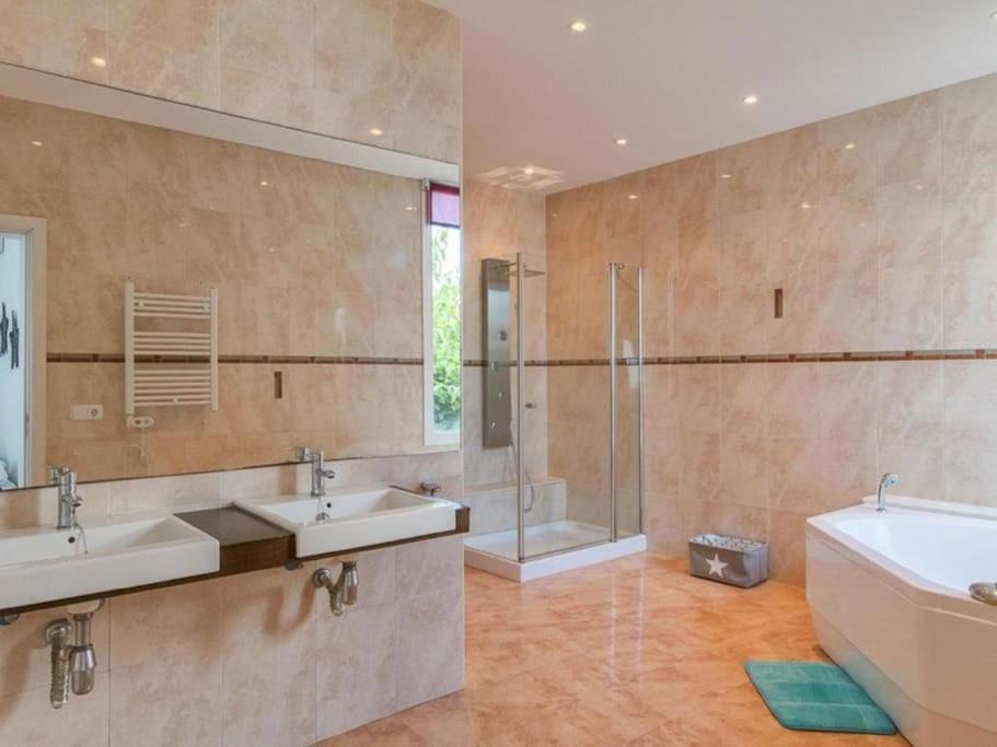 Villa Blanca Λορέτ Ντε Μαρ Εξωτερικό φωτογραφία